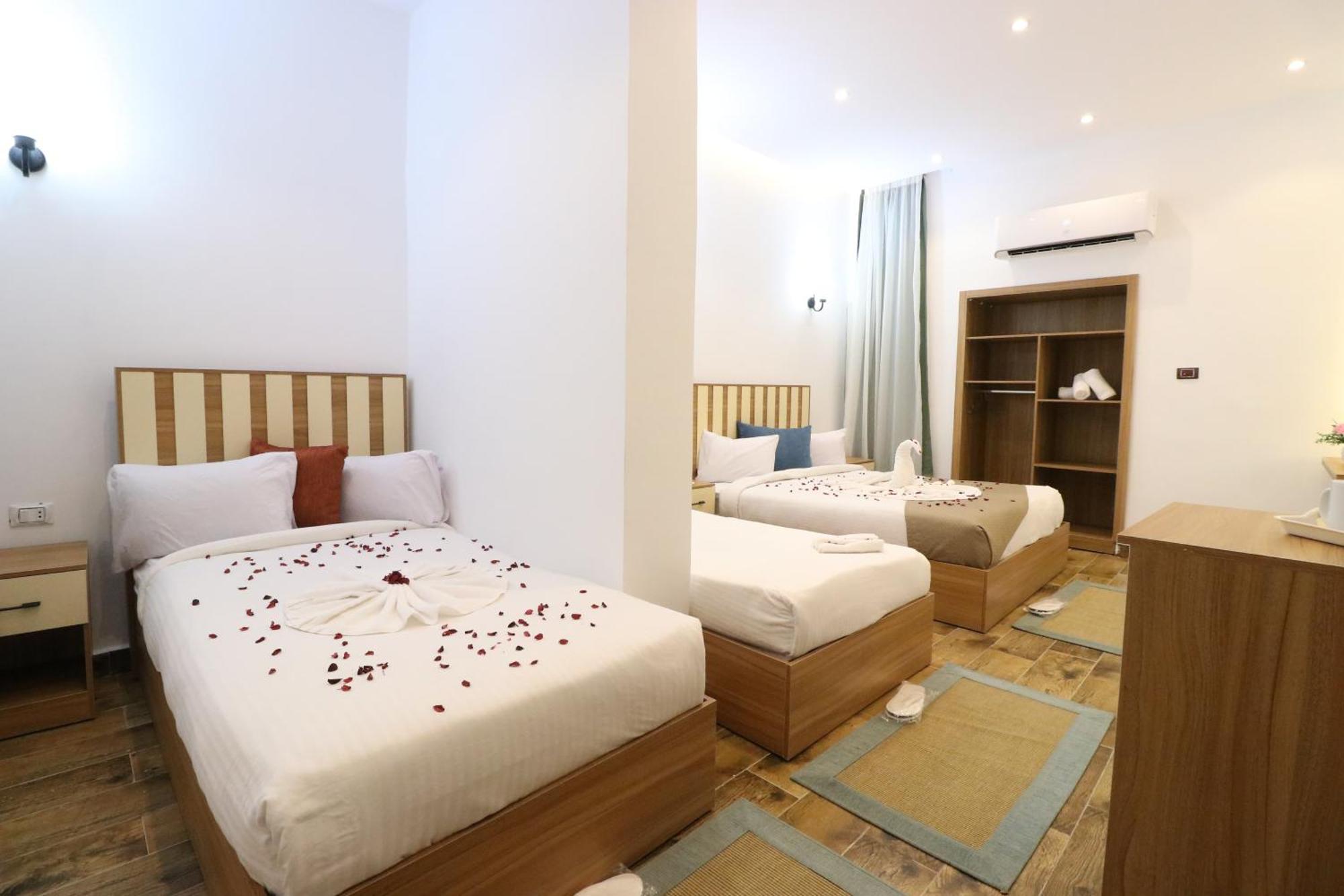 West Pyramids Hotel Kafret el-Gabal Eksteriør bilde